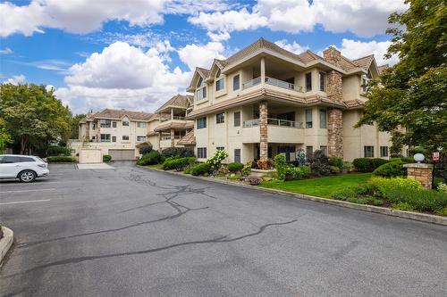 115-3335 Richter Street, Kelowna, BC - Outdoor With Facade