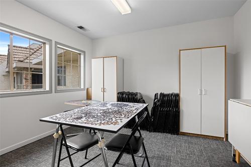 115-3335 Richter Street, Kelowna, BC - Indoor