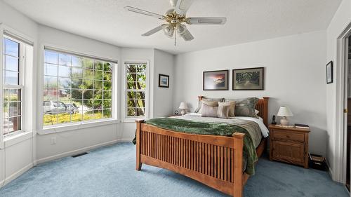 3025 Murison Place, Armstrong, BC - Indoor Photo Showing Bedroom