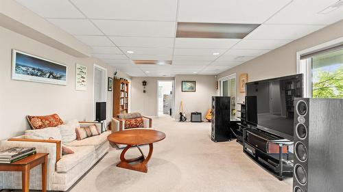 3025 Murison Place, Armstrong, BC - Indoor