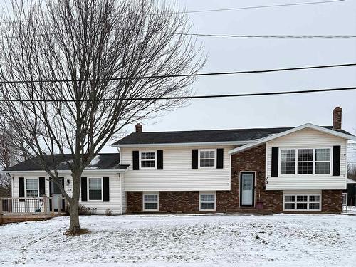 73 Rankin Drive  Stratford, PE C1B 2C4