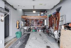 Garage - 