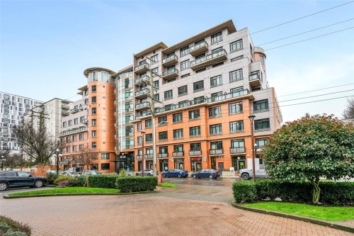 325-1029 View St  Victoria, BC V8V 4Y3