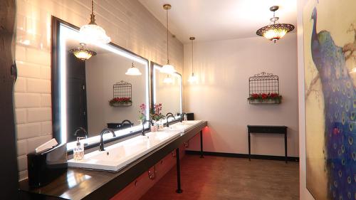 4917  47 St, Camrose, AB 