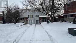 10 LYNWOOD COURT  Brampton, ON L6V 2X4