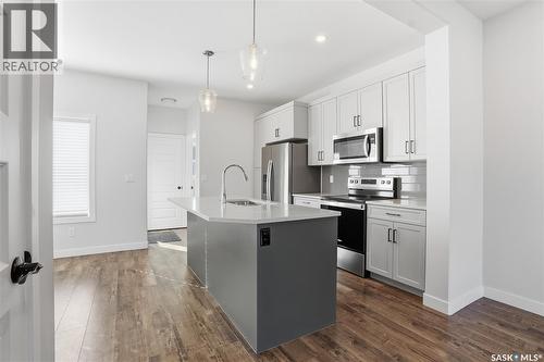 966 Mcfaull Manor, Saskatoon, SK - Indoor Photo Showing Kitchen With Upgraded Kitchen