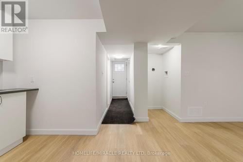 3309 Jolliffe Avenue, Mississauga, ON - Indoor Photo Showing Other Room