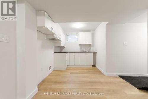 3309 Jolliffe Avenue, Mississauga, ON - Indoor