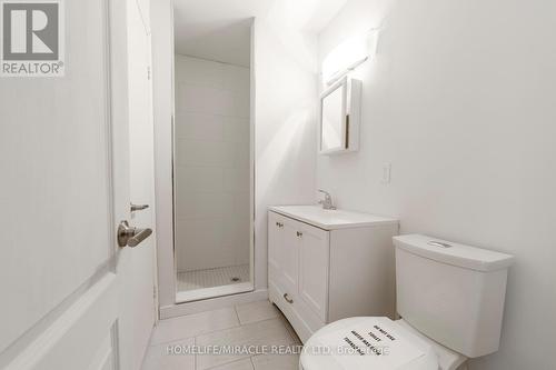 3309 Jolliffe Avenue, Mississauga, ON - Indoor Photo Showing Bathroom