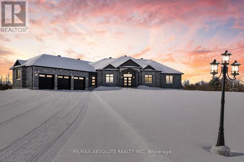 989 William Mooney Road, Ottawa, ON - Outdoor