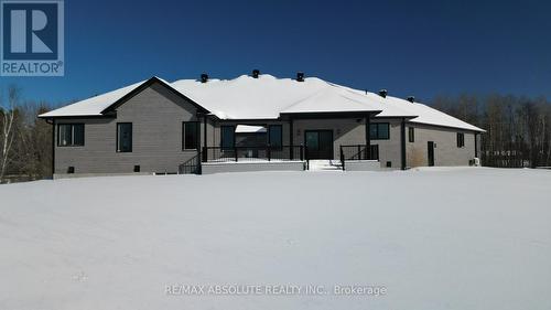 989 William Mooney Road, Ottawa, ON - 