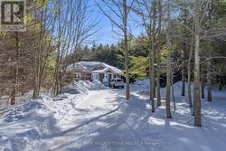 9341 SIDEROAD 9  Erin, ON L7J 2L8