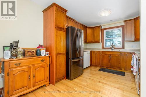 9341 Sideroad 9, Erin, ON - Indoor Photo Showing Dining Room