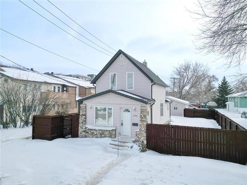 1916 Brandon Avenue  Brandon, MB R7B 0S8