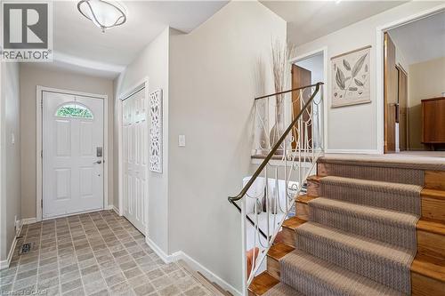 871 Francis Road, Burlington, ON - Indoor Photo Showing Other Room