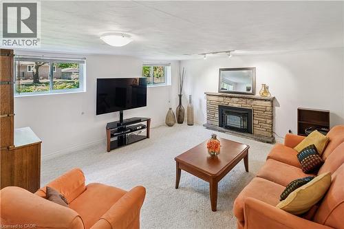 871 Francis Road, Burlington, ON - Indoor Photo Showing Living Room With Fireplace