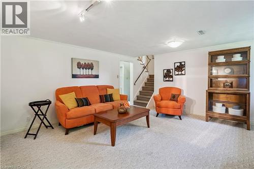 871 Francis Road, Burlington, ON - Indoor Photo Showing Living Room