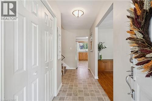 871 Francis Road, Burlington, ON - Indoor Photo Showing Other Room