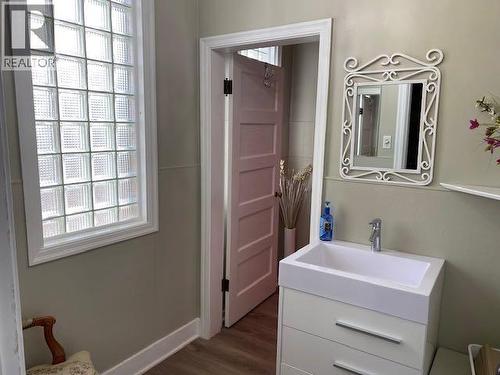 123 Main Street, Kinsella, AB 