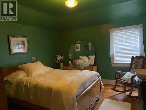 123 Main Street, Kinsella, AB 