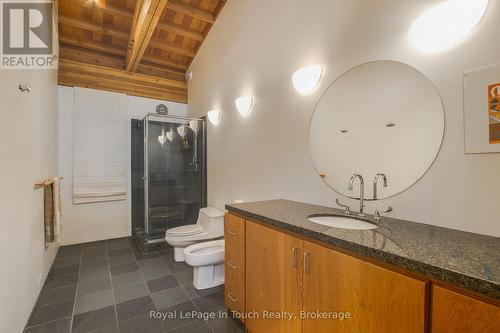 130 Melissa Lane, Tiny, ON - Indoor Photo Showing Bathroom