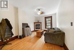 Main Floor - Living Room - 