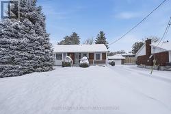 39 APPLEFORD STREET  Ottawa, ON K1J 6T7
