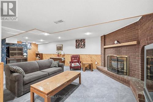 39 Appleford Street, Ottawa, ON - Indoor Photo Showing Living Room With Fireplace