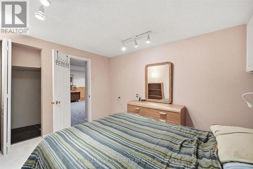 39 Appleford Street, Ottawa, ON - Indoor Photo Showing Bedroom
