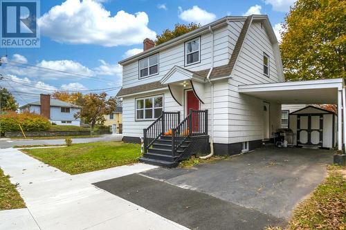 33 Pinehill Road, Dartmouth, NS - Outdoor With Facade