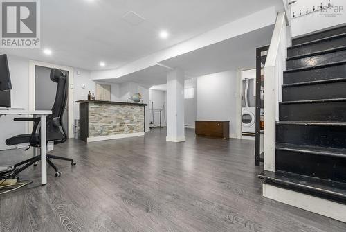 33 Pinehill Road, Dartmouth, NS - Indoor