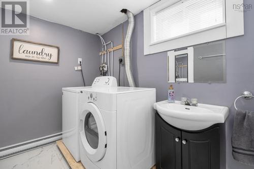 33 Pinehill Road, Dartmouth, NS - Indoor Photo Showing Laundry Room