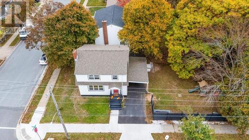 33 Pinehill Road, Dartmouth, NS - Outdoor