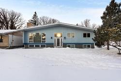 503 River Road  Winnipeg, MB R2M 2R3