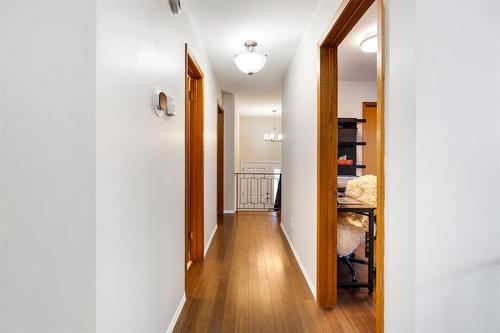 503 River Road, Winnipeg, MB - Indoor Photo Showing Other Room