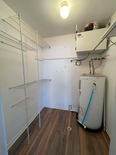 Rangement - 2-6785 Av. Raoul, Longueuil (Saint-Hubert), QC 