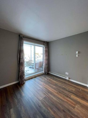 Chambre à coucher - 2-6785 Av. Raoul, Longueuil (Saint-Hubert), QC 