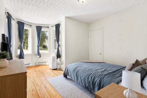 Chambre à coucher principale - 3395 Ch. Ste-Thérèse, Carignan, QC - Indoor Photo Showing Bedroom