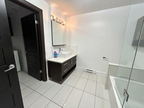 Bathroom - 305-1900 Boul. Angrignon, Montréal (Lasalle), QC - Outdoor With Balcony