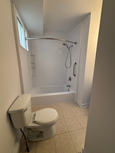 Salle de bains - 4-1976 Rue L.-O.-David, Montréal (Villeray/Saint-Michel/Parc-Extension), QC - Indoor Photo Showing Bathroom