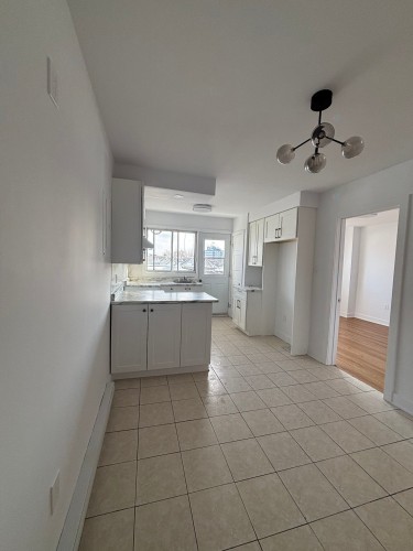 Cuisine - 4-1976 Rue L.-O.-David, Montréal (Villeray/Saint-Michel/Parc-Extension), QC - Indoor