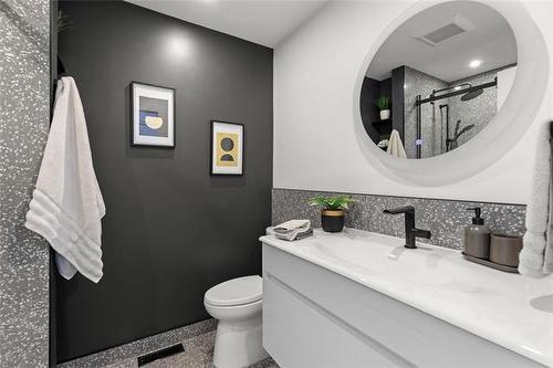 254 Albany St, Winnipeg, MB 