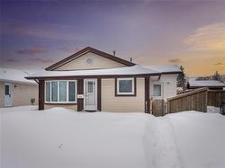 254 Albany ST  Winnipeg, MB R3J 2A8