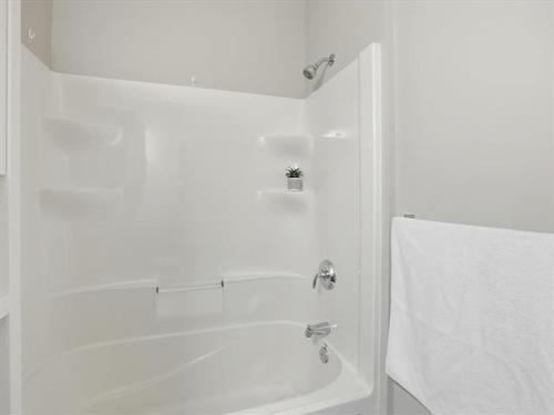 405-99 Shahi St, Winnipeg, MB 