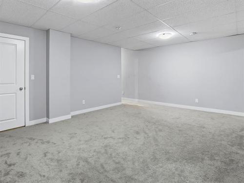 405-99 Shahi St, Winnipeg, MB 