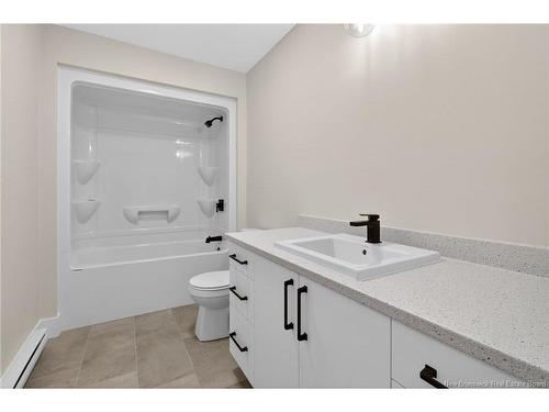 162 Des Eleves St, Dieppe, NB 