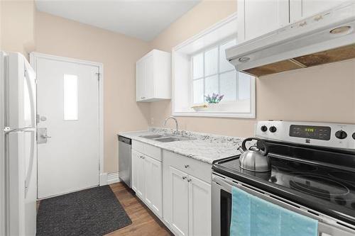 701 Valour Rd, Winnipeg, MB 