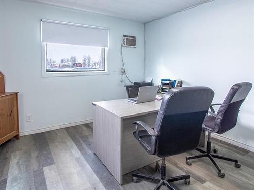 8425 Wilkes Ave, Headingley, MB 