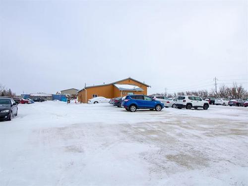 8425 Wilkes Ave, Headingley, MB 