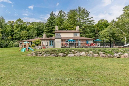 16365 Bathurst Street, Newmarket, ON - Outdoor